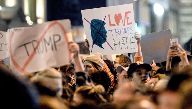 Акция протеста против избрания Дональда Трампа президентом США в Нью-Йорке. Архивное фото