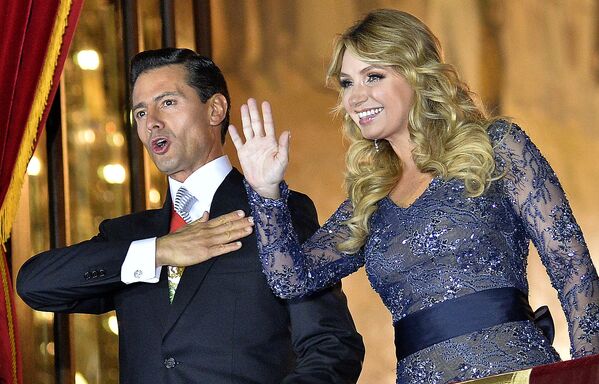 Анхелика Ривера с супругом Энрике Пеньи Ньеты, Президентом Мексики