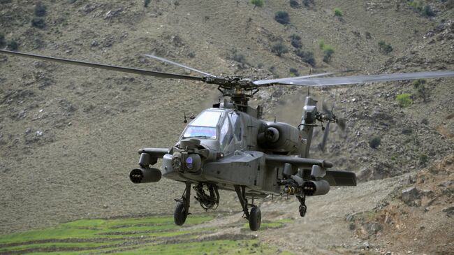 Американский вертолет AH-64 Apache. Архивное фото