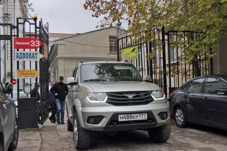 В Севастополе задержали украинских диверсантов В Севастополе задержали украинских диверсантов