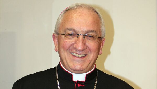Посол Ватикана в РФ архиепископ Челестино Мильоре