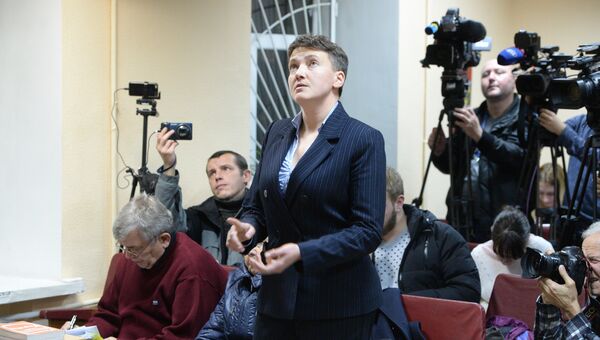 Надежда Савченко на допросе в качестве свидетеля в киевском суде по делу против главы ЛНР Игоря Плотницкого. 10 ноября 2016