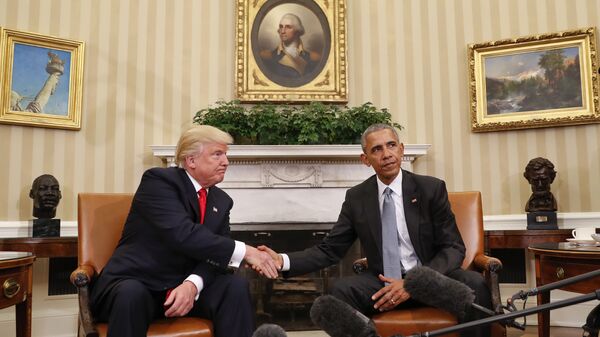 Дональд Трамп на встрече с президентом США Бараком Обамой в Белом доме. Архивное фото
