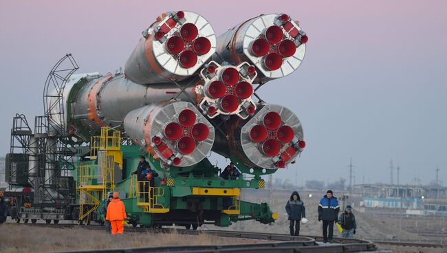 Транспортировка ракеты-носителя Союз-ФГ. Архивное фото