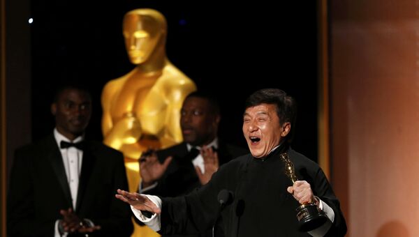 Актер Джеки Чан - лауреа почетной премии Оскар за вклад в киноискусство. Лос-Анджелес, США