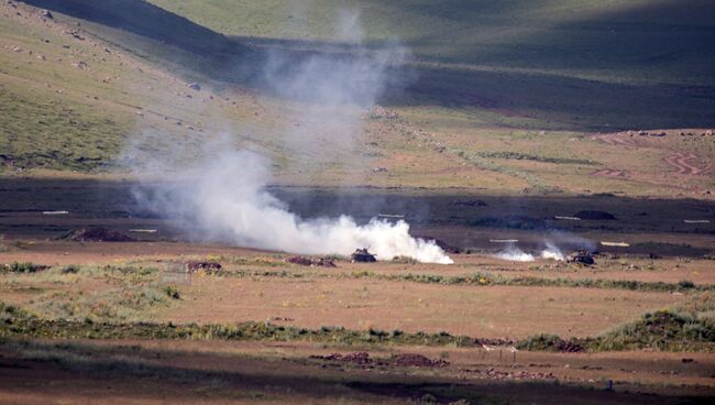 Военные учения на полигоне Алагяз в Армении