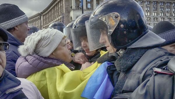 Акция протеста вкладчиков обанкротившихся банков в Киеве, Украина