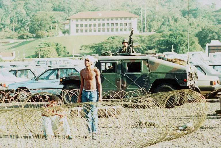 Военное вторжение американцев в Панаму, 1989 год Военное вторжение американцев в Панаму, 1989 год