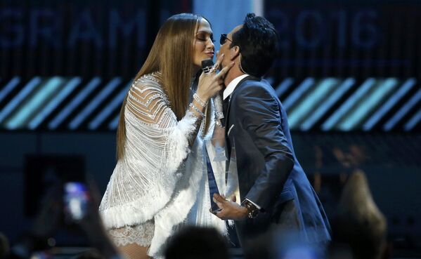 Дженнифер Лопес и Марк Энтони на 17-й ежегодной Latin Grammy Awards в Лас-Вегасе, США