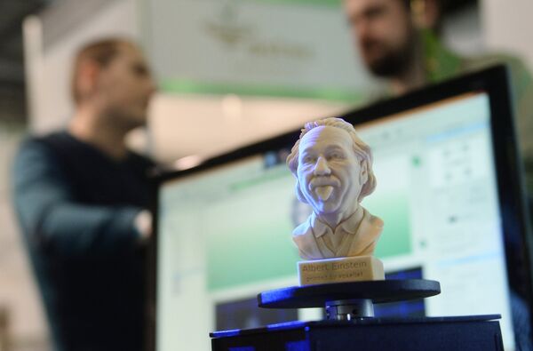 Бюст Альберта Энштейна на выставке 3D Print Expo 2016 в Москве Бюст Альберта Энштейна на выставке 3D Print Expo 2016 в Москве