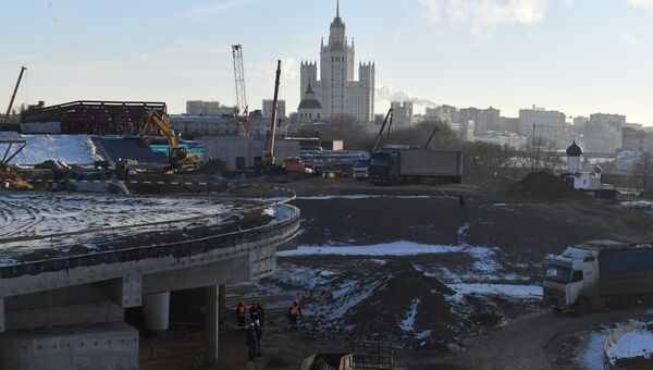 Строительство парка Зарядье в Москве
