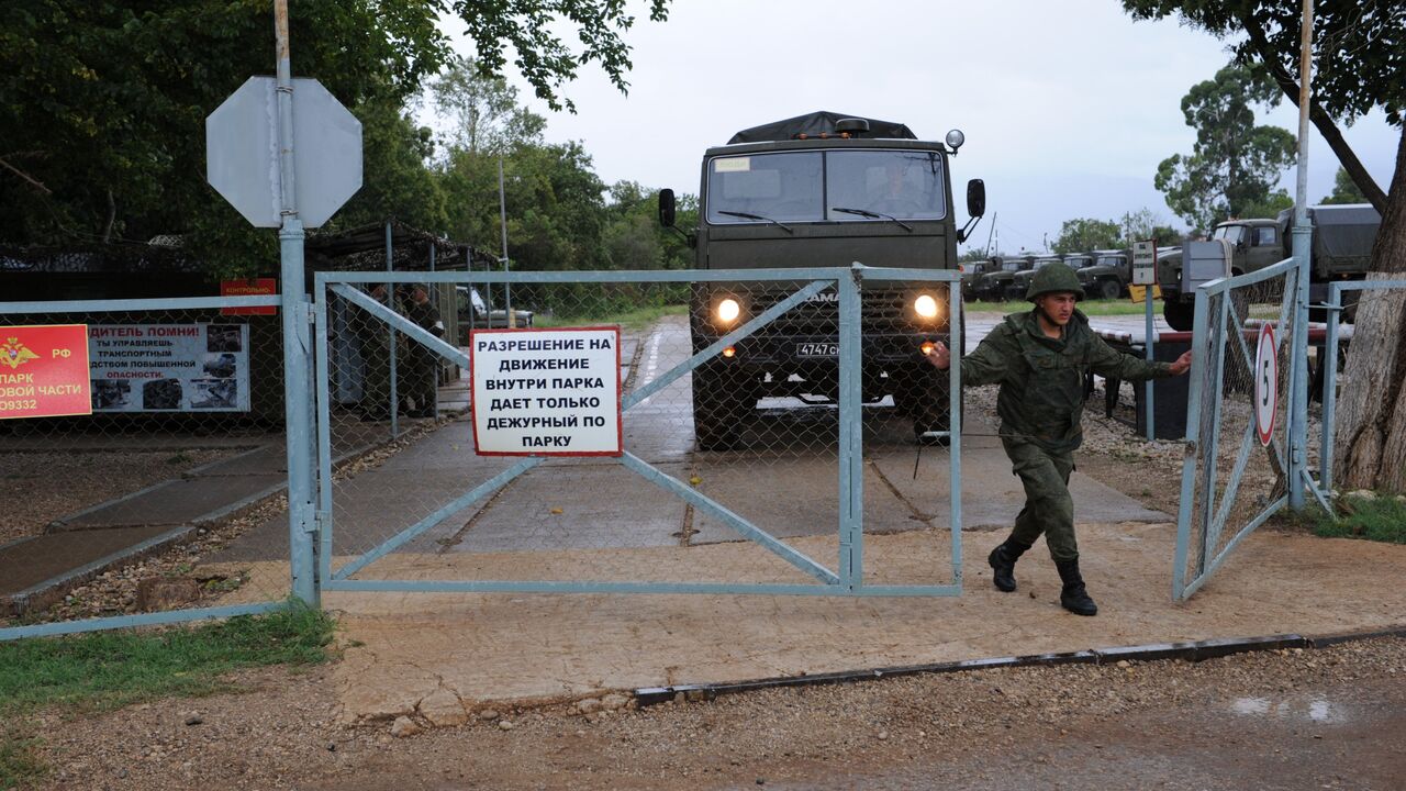 Россия не планирует создавать новую военную базу в Абхазии, заявил посол -  РИА Новости, 26.08.2022