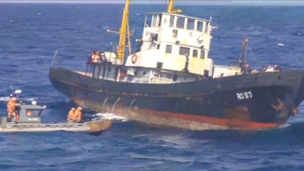 Спасение украинского судна российским кораблем Вице-адмирал Кулаков в Средиземном море