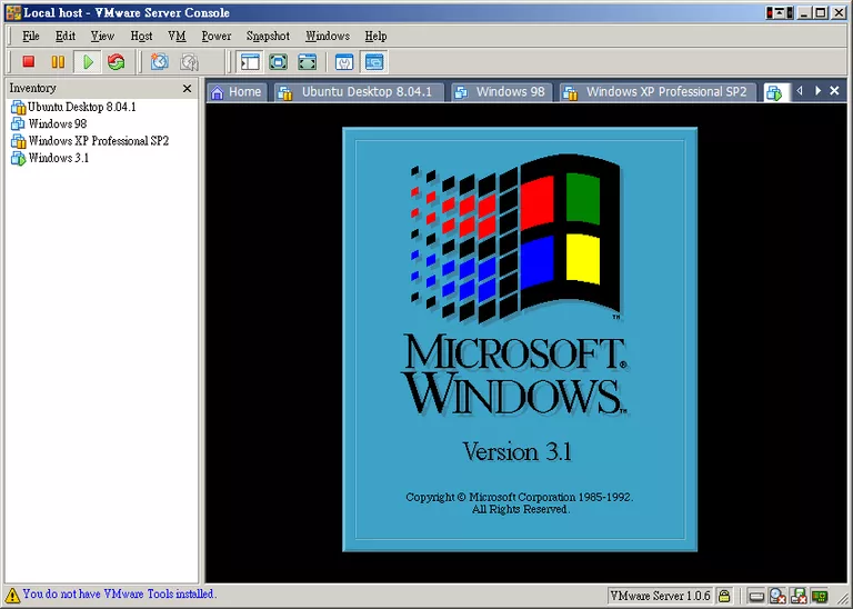 Операционная система Windows 3.1 в окне виртуальной машины VMware Операционная система Windows 3.1 в окне виртуальной машины VMware