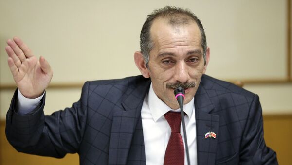 Глава турецкой ассоциации евразийских правительств Хасан Дженгиз в Симферополе. 25 ноября 2016