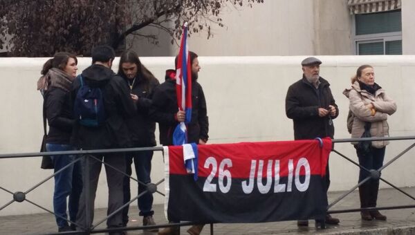 Акция у здания посольства Кубы в Мадриде