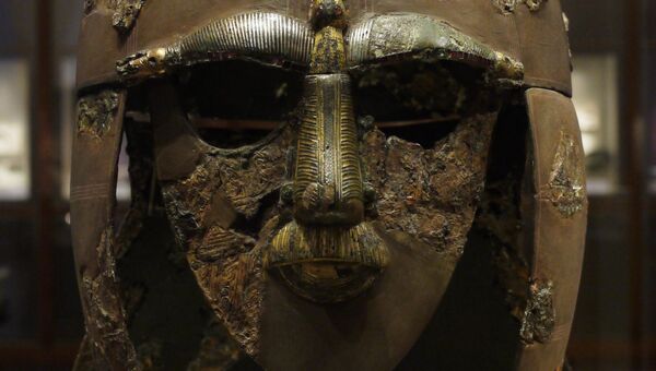 Англосаксонский шлем из могильника Саттон-Ху