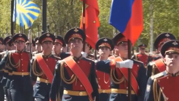 Почетному караулу Вооруженных сил России - 60 лет. Видео Минобороны РФ