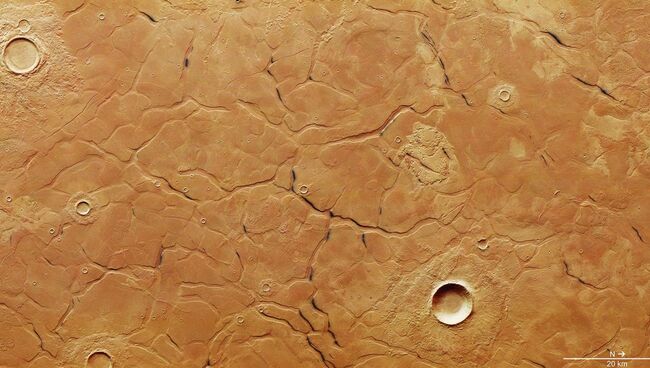 Поверхность Марса. Архивное фото