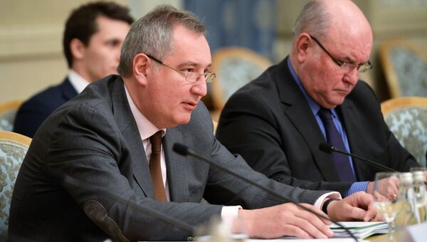 Дмитрий Рогозин и Григорий Карасин на заседании российско-молдавской межправительственной комиссии