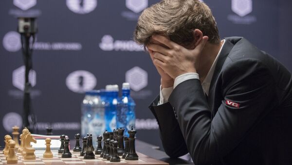 Гроссмейстер Магнус Карлсен на чемпионе мира по шахматам в Нью-Йорке