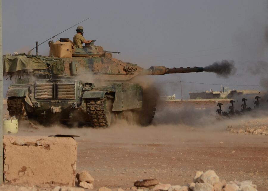 Турецкие войска при содействии отрядов так называемой Сирийской свободной армии проводят на севере Сирии операцию Щит Евфрата. Октябрь 2016
