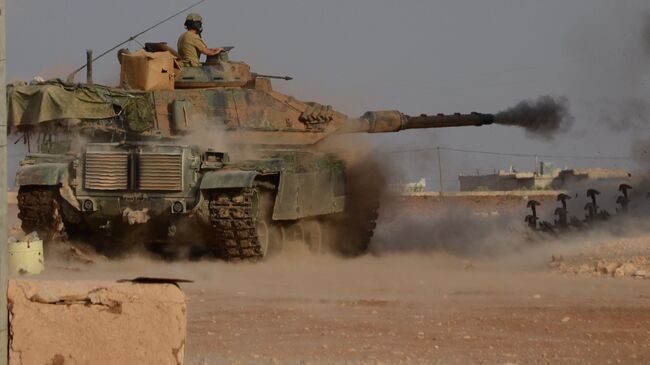 Турецкие войска при содействии отрядов так называемой Сирийской свободной армии проводят на севере Сирии операцию Щит Евфрата. Архивное фото