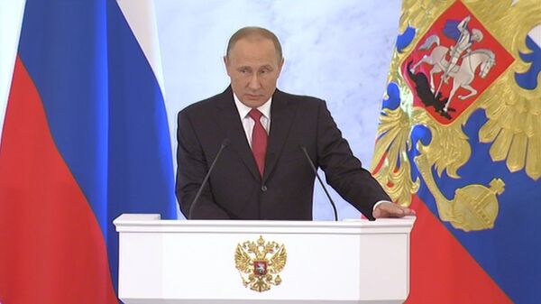 Путин о необходимости диалога власти с людьми Путин о необходимости диалога власти с людьми