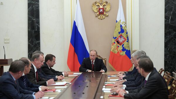 Президент РФ Владимир Путин на заседании Совбеза РФ. 1 декабря 2016