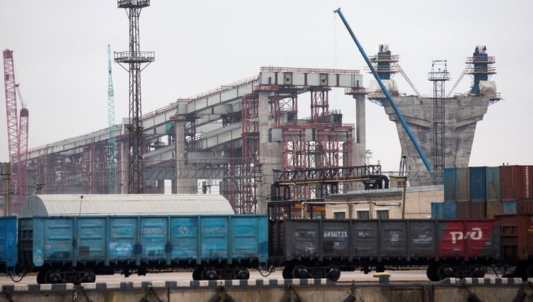 Строительство двухъярусного моста Западного скоростного диаметра в Санкт-Петербурге