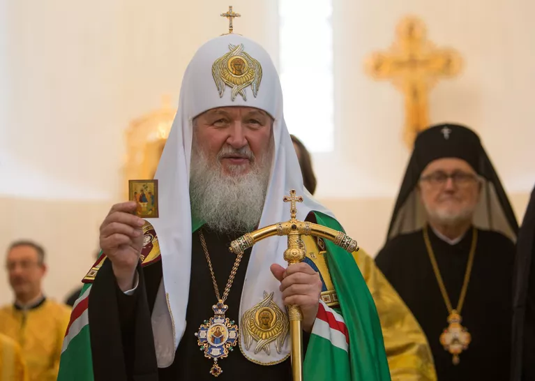 Патриарх Московский и всея Руси Кирилл совершает освящение и службу в Троицком кафедральном соборе при Русском духовно-культурном центре в рамках своего визита в Париж Патриарх Московский и всея Руси Кирилл совершает освящение и службу в Троицком кафедральном соборе при Русском духовно-культурном центре в рамках своего визита в Париж