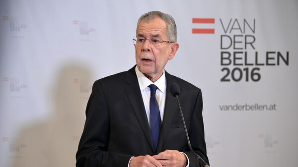 Победивший на выборах президента Австрии, бывший лидер зеленых Александр Ван дер Беллен