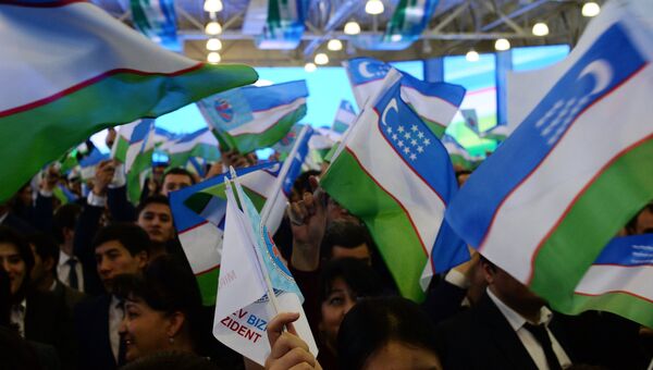 Митинг сторонников партии Узлидеп после выборов президента Узбекистана