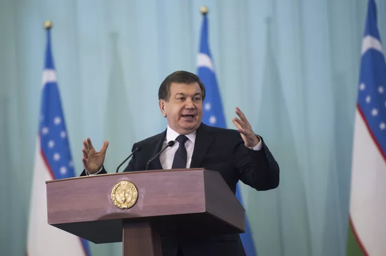 Премьер-министр и временно исполняющий обязанности президента Узбекистана Шавкат Мирзиеев, победивший на выборах президента Узбекистана Премьер-министр и временно исполняющий обязанности президента Узбекистана Шавкат Мирзиеев, победивший на выборах президента Узбекистана