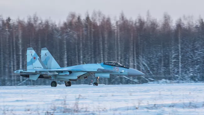 Истребитель СУ-35С. Архивное фото
