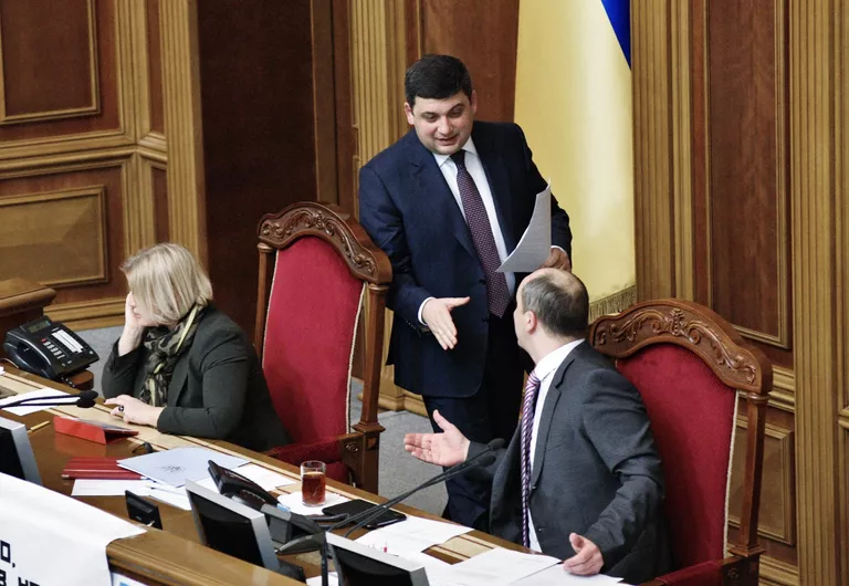 Председатель Верховной рады Украины Андрей Парубий и премьер-министр Украины Владимир Гройсман Председатель Верховной рады Украины Андрей Парубий и премьер-министр Украины Владимир Гройсман