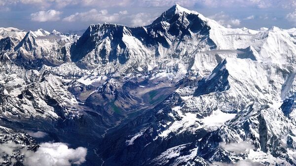 Эверест. Архивное фото