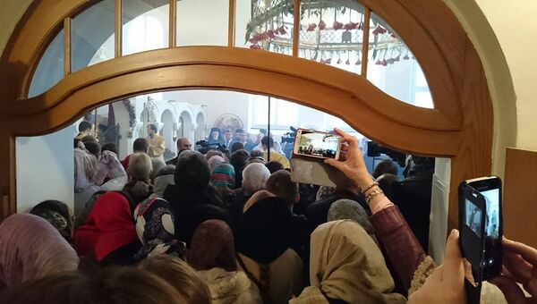 Патриарх Кирилл совершил Божественную литургию в Цюрихе в храме РПЦ в честь Воскресения Христова, отмечающем 80-летие