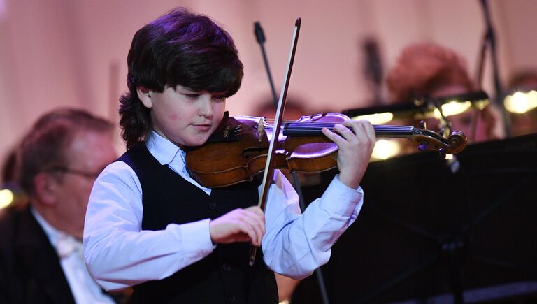 Участник из Севастополя Матвей Блюмин во время финального тура конкурса Щелкунчик Участник из Севастополя Матвей Блюмин во время финального тура конкурса Щелкунчик