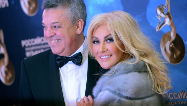 Певица Таисия Повалий и ее супруг, продюсер Игорь Лихута на церемонии вручения Российской национальной музыкальной премии в Кремле