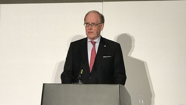 Глава независимой комиссии Всемирного антидопингового агентства (WADA) Ричард Макларен во время выступления в Лондоне
