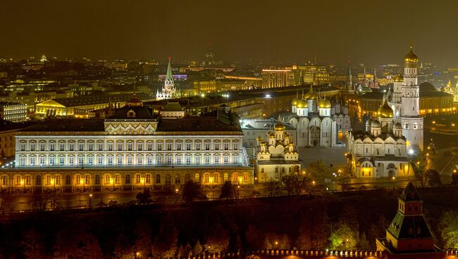 Соборная площадь Московского Кремля. Архивное фото