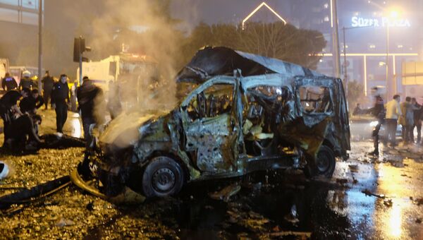 Последствия взрыва в Стамбуле 10 декабря 2016 года