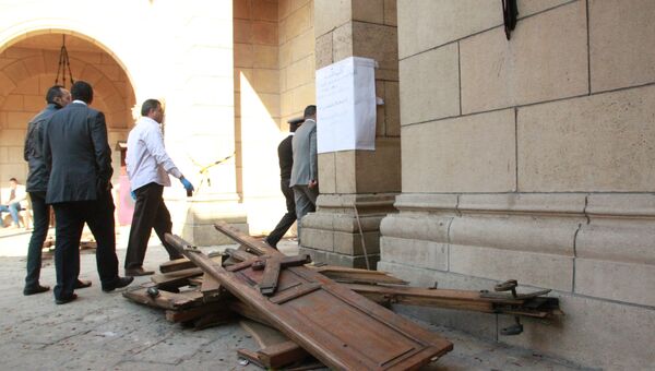 Последствия взрыва в церкви Аль-Бутросия в Каире