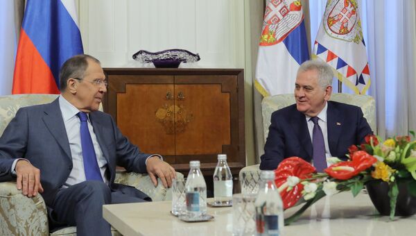 Министр иностранных дел РФ Сергей Лавров и президент Сербии Томислав Николич в Белграде. 12 декабря 2016