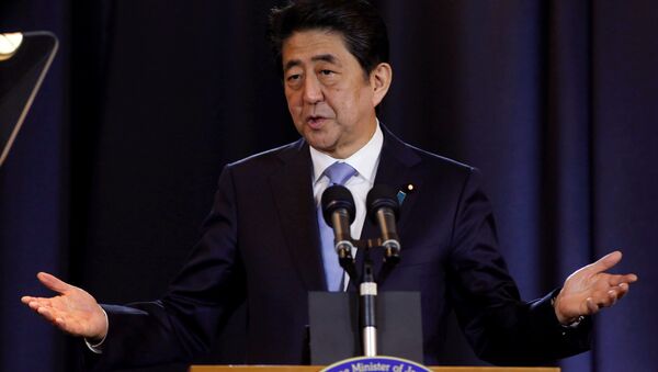 Премьер-министр Японии Синдзо Абэ во время визита в Аргентину. 21 ноября 2016 года