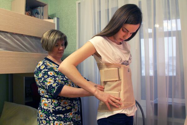 Алине необходим ортопедический корсет, изготовленный по индивидуальным меркам Алине необходим ортопедический корсет, изготовленный по индивидуальным меркам