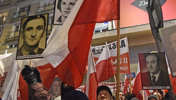 В Варшаве около 30 тысяч человек вышли на марш протеста. Архивное фото