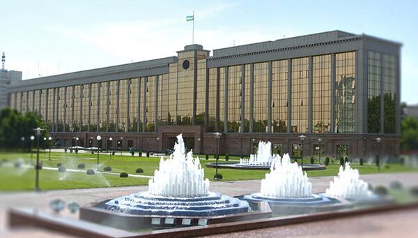 Здание правительства Узбекистана. Архивное фото