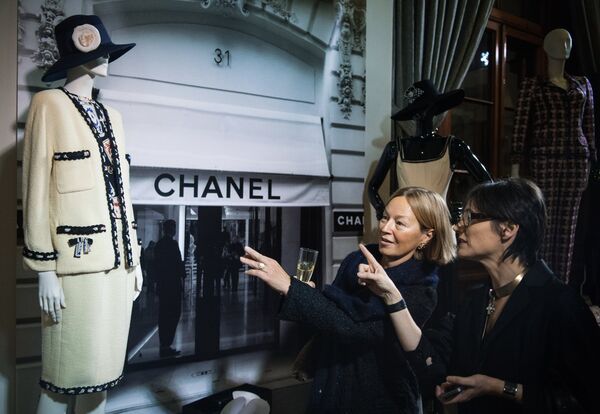 Открытие выставки I love Chanel. Частные коллекции в МВЦ Музей Моды в Москве